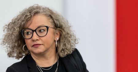 Kotula żegna się z teką. Zapowiada dalsze plany