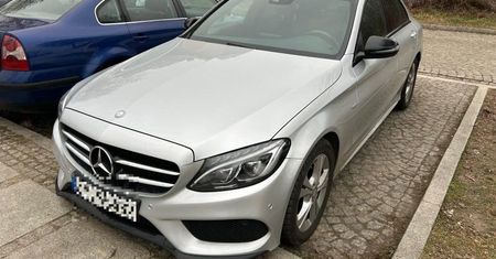 Mercedes zniknął w Niemczech. Odnalazł się w Zgorzelcu