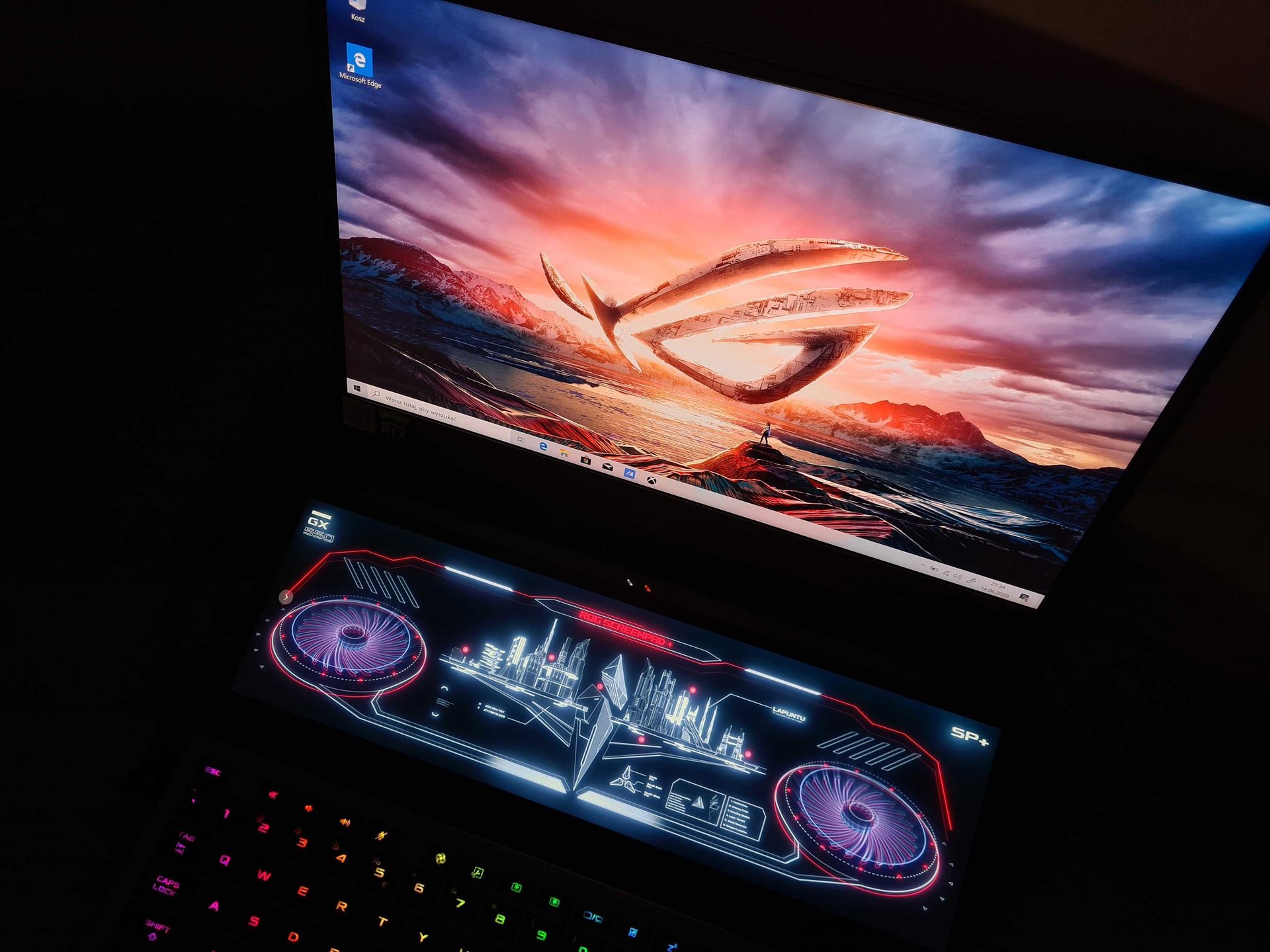 ASUS ROG Zephyrus Duo 15 – test. Granie na dwóch ekranach 9