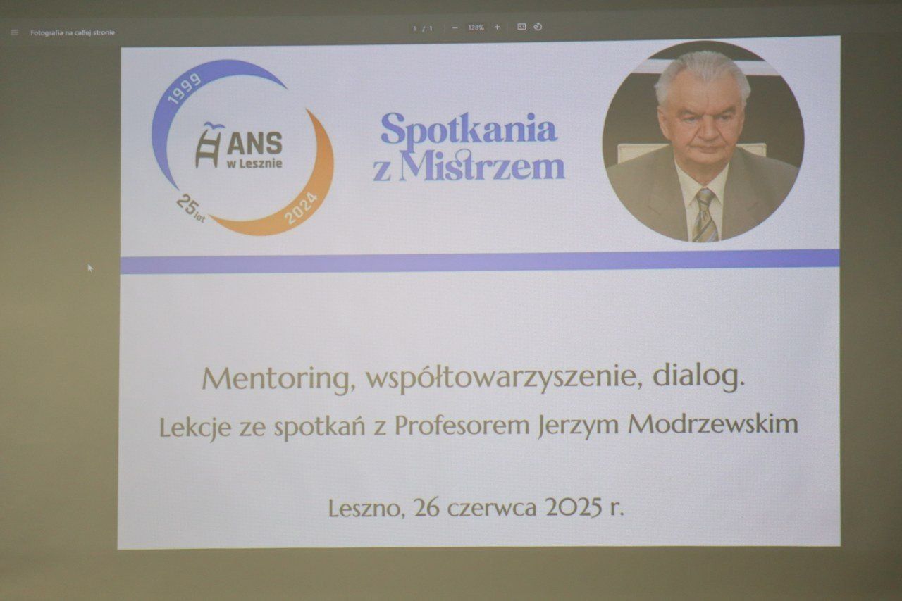 W piękny sposób uczcili pamięć pedagoga znanego nie tylko w Akademii Nauk Stosowanych w Lesznie
