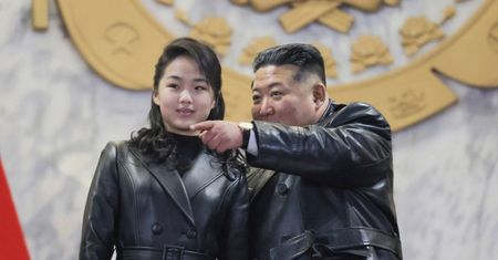 Kim Dzong Un znowu ze swoją córką. Kreuje ją na swoją następczynię?