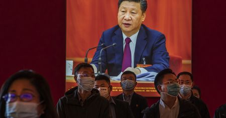 Chiński rząd robi nagły zwrot. "Xi Jinping zaczął obawiać się utraty władzy"