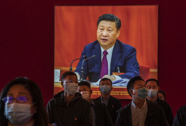 Chiński rząd robi nagły zwrot. "Xi Jinping zaczął obawiać się utraty władzy"