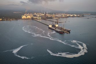 Chcą więcej ropy z Rosji. Proszą Trumpa o pozwolenie