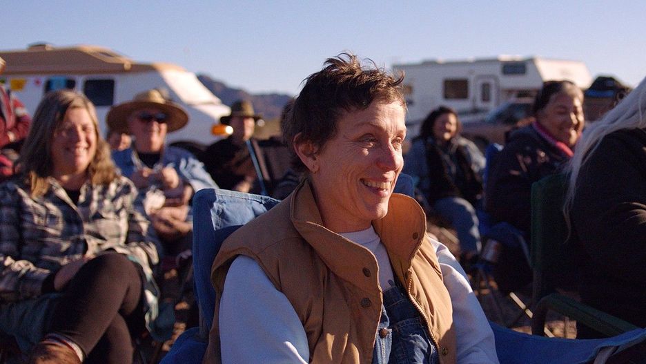 Frances McDormand w filmie "Nomadland".