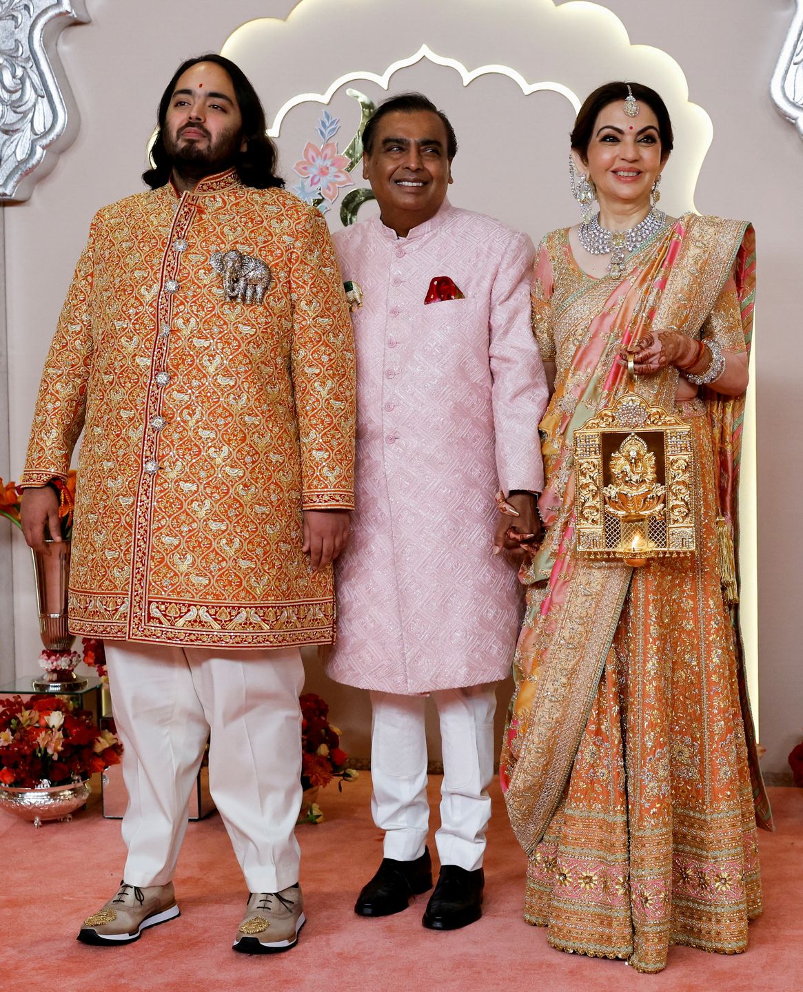 Gwiazdy dokazują na ślubie syna najbogatszego człowieka Azji