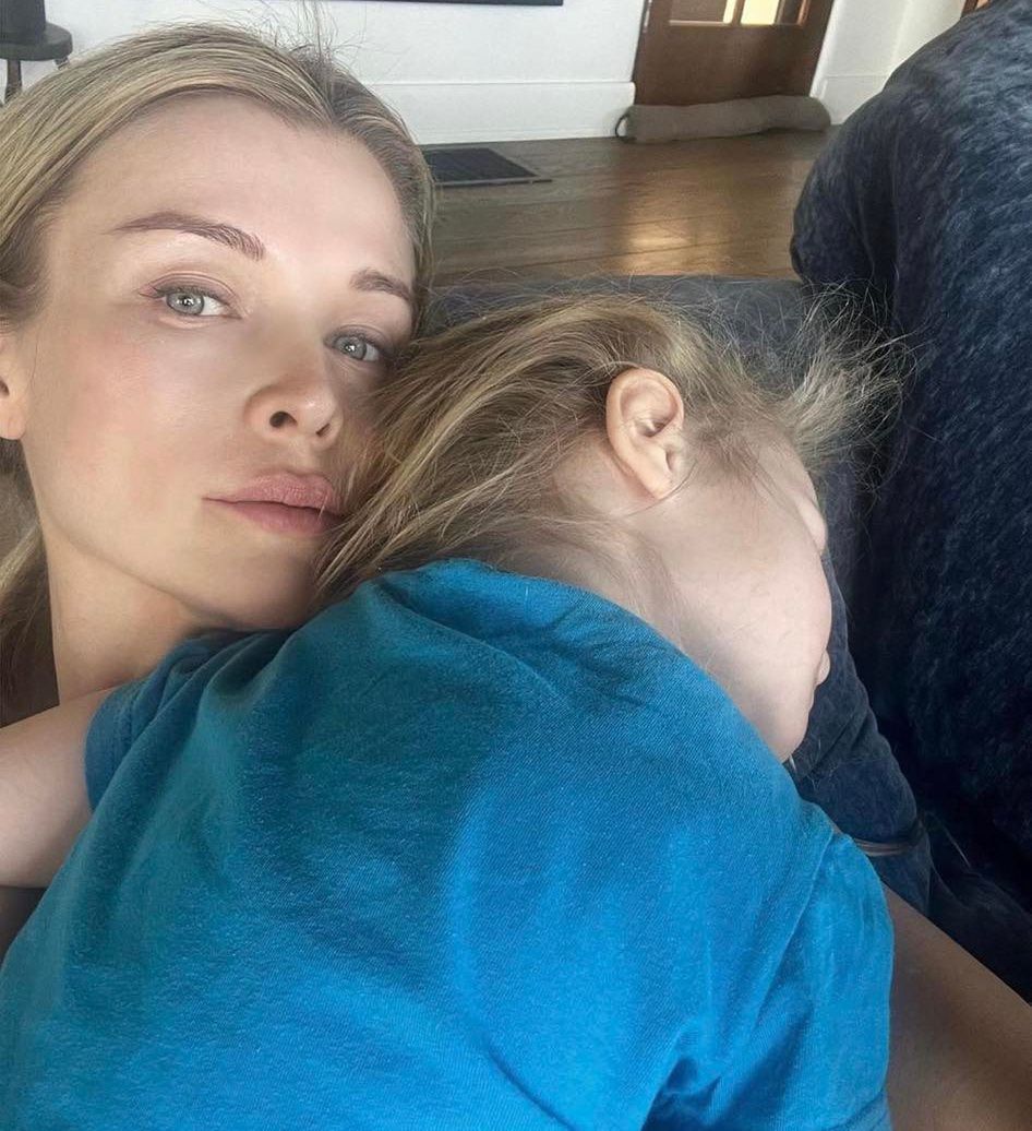Joanna Krupa z rodziną