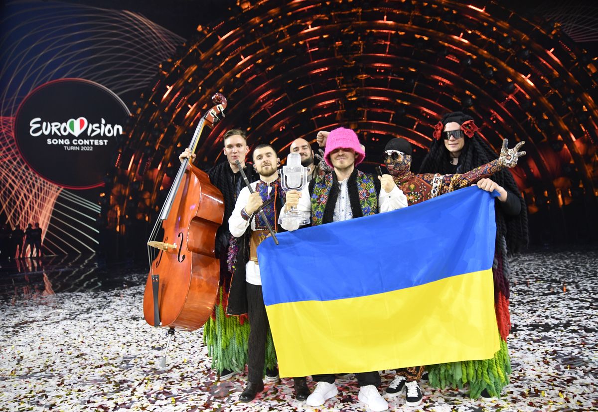 66th Eurovision Song Contest - Grand Final
TURIN, ITALY - MAY 14: Kalush Orchestra of Ukraine are named the winners during the Grand Final show of the 66th Eurovision Song Contest at Pala Alpitour on May 14, 2022 in Turin, Italy. (Photo by Giorgio Perottino/Getty Images)
Giorgio Perottino
bestof, topix