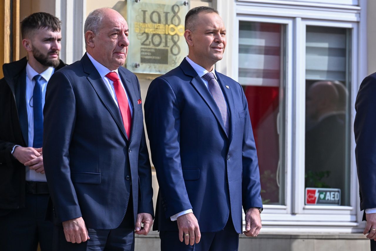 Nawrocki uderza w UE i chwali relacje z Węgrami