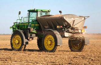 Na te nawozy z Rosji sankcje UE nie działają. Dalej wjeżdżają do Polski