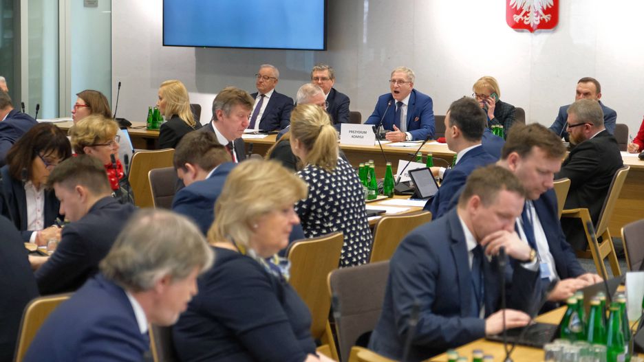 Szczepionka na COVID. Posiedzenie sejmowej komisji zdrowia