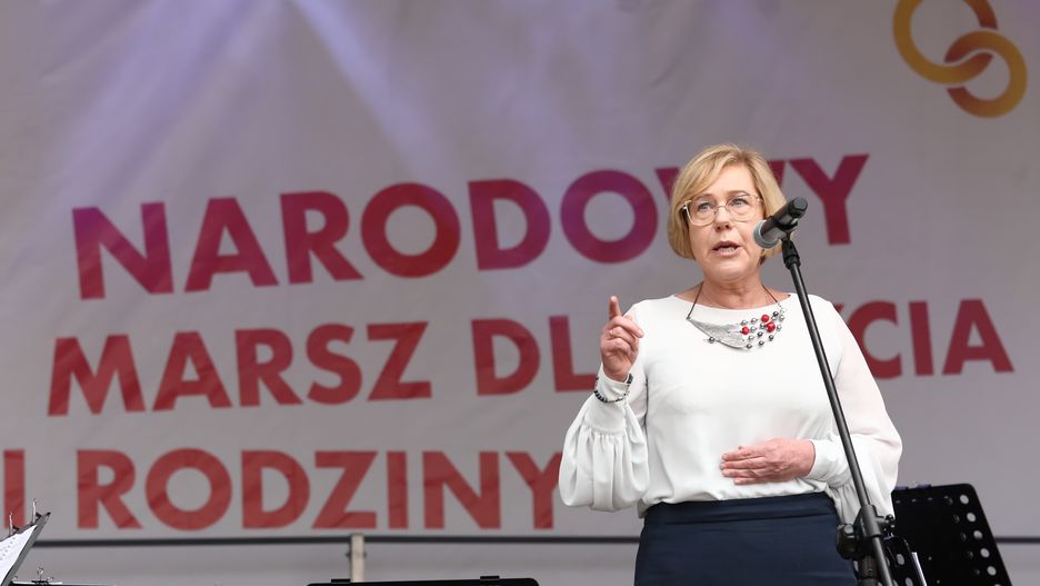 Barbara NowakTomasz Gzellmarsz, Marsz dla �ycia i Rodziny, plac Zamkowy, poch�d, rodzina, rodziny, w warszawie, wiara, �ycie, 18. Narodowy Marsz dla �ycia i Rodziny, has�o, promocja rodziny