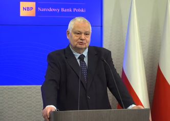 Prezes NBP uczula klientów na cyberataki. Ma rozwiązanie