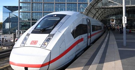 Nowe szybkie połączenie między Paryżem a Berlinem. Pociąg rozpędza się do 320 km/h