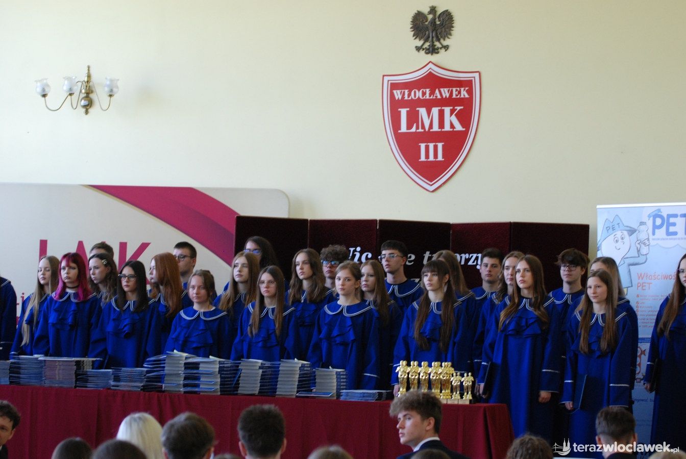 zakończenie roku maturzystów w III LO we Włocławku