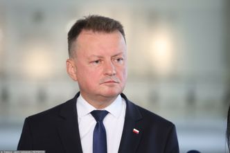 Ludzie ślą pieniądze na PiS. Błaszczak podał kwotę