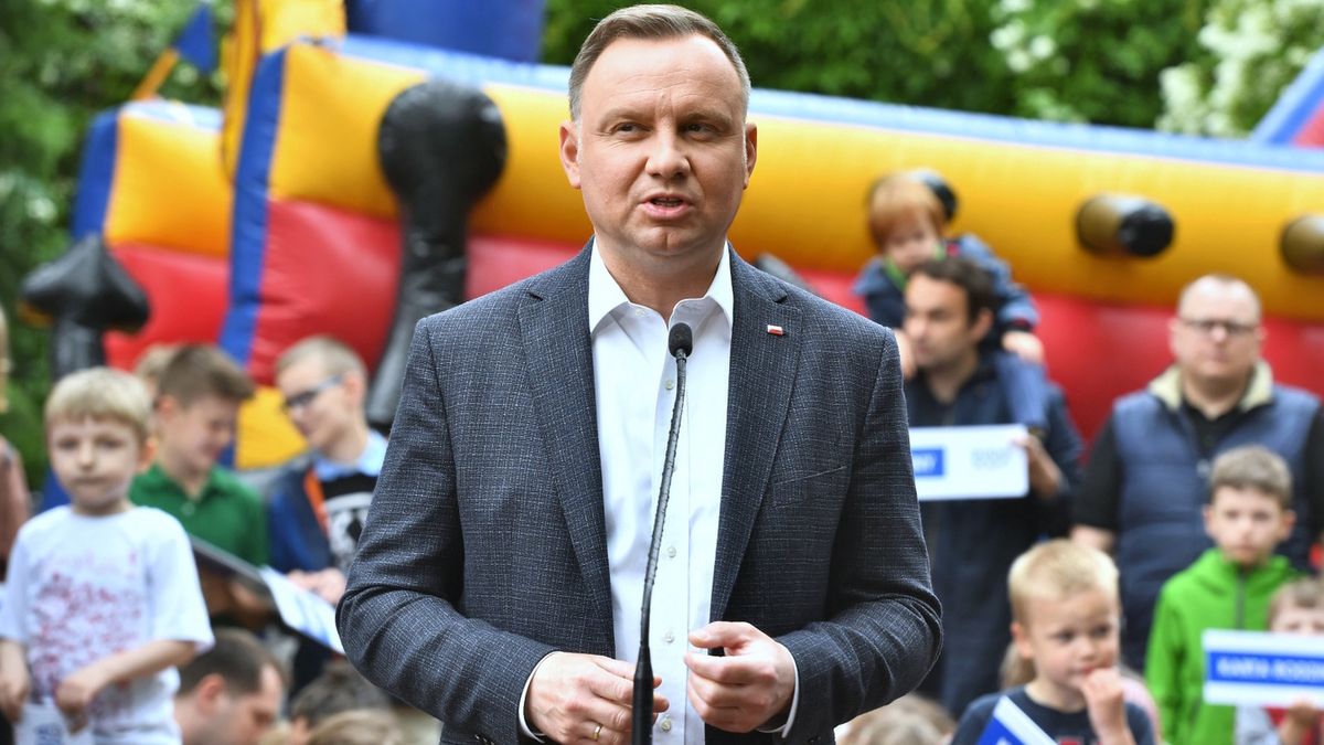 Andrzej Duda podpisał Kartę Rodziny