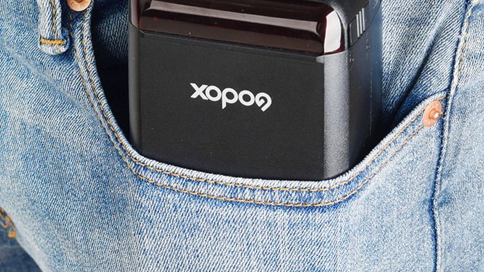 Godox AD200 - lampa błyskowa o mocy 200 Ws w kieszeni 1