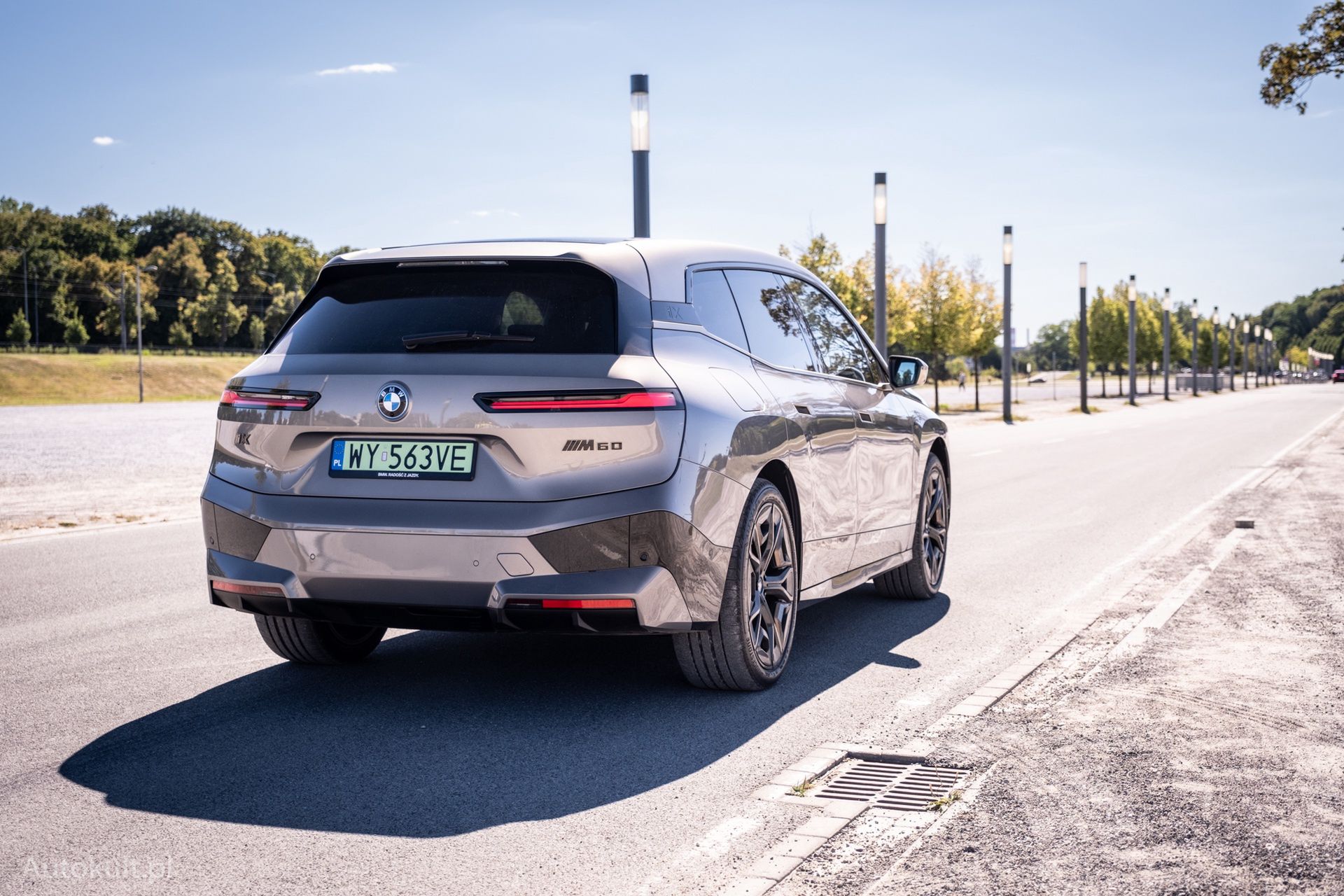 BMW iX M60 (2022)