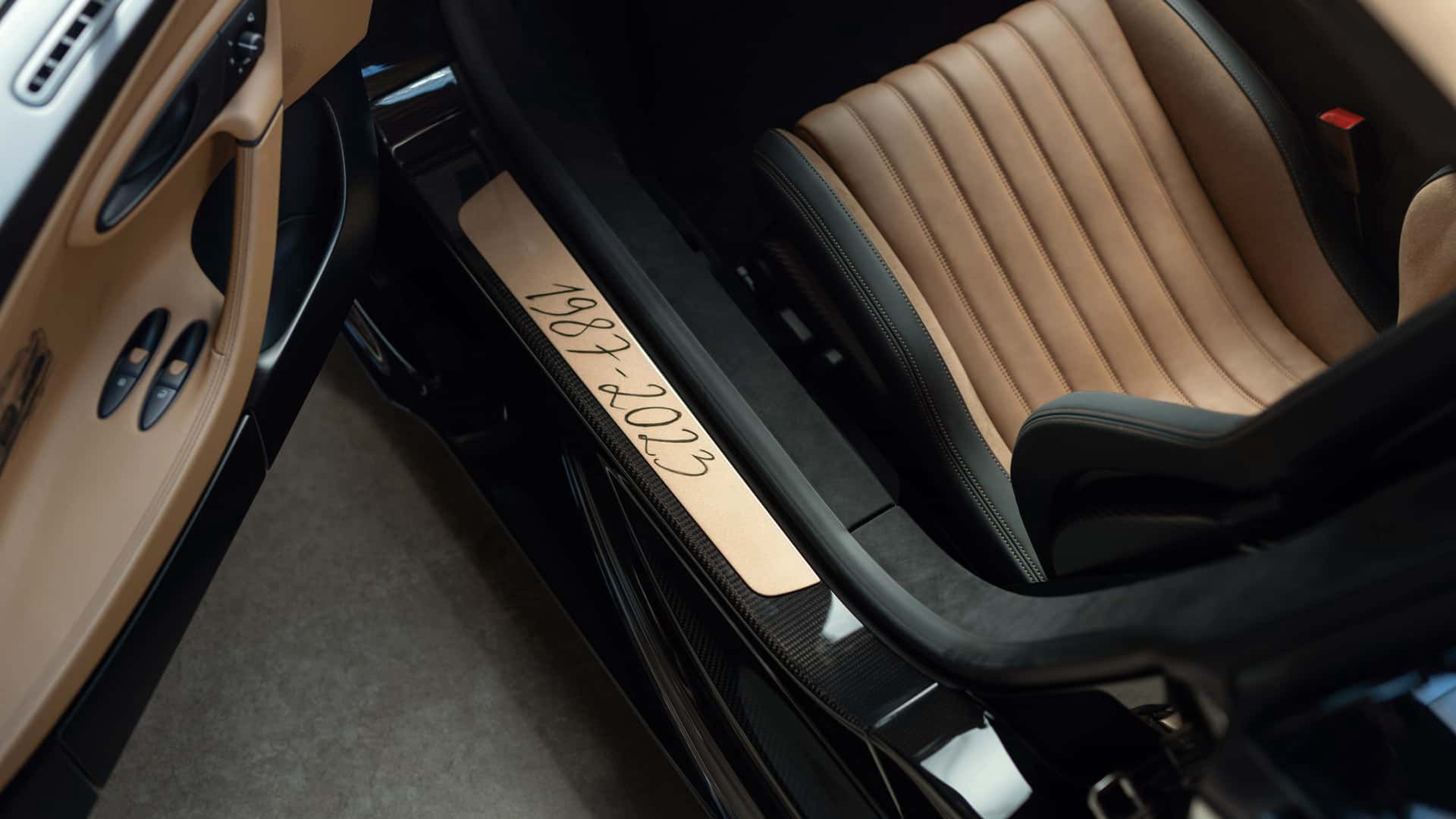 Bugatti Chiron Super Sport Golden Era