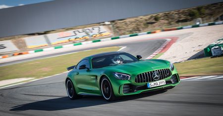 Mercedes-AGM GT R (2017) - zdjęcia