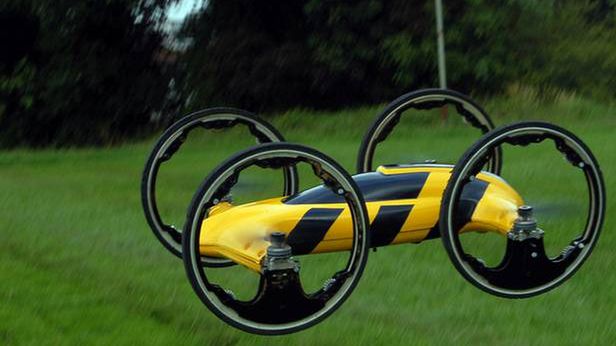 Polak potrafi! Poznajcie B – zdalnie sterowaną hybrydę pojazdu i kwadrokoptera 1