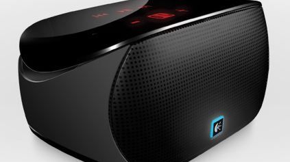 Logitech Mini Boombox, czyli głośnik do smartfona z zestawem głośnomówiącym 1