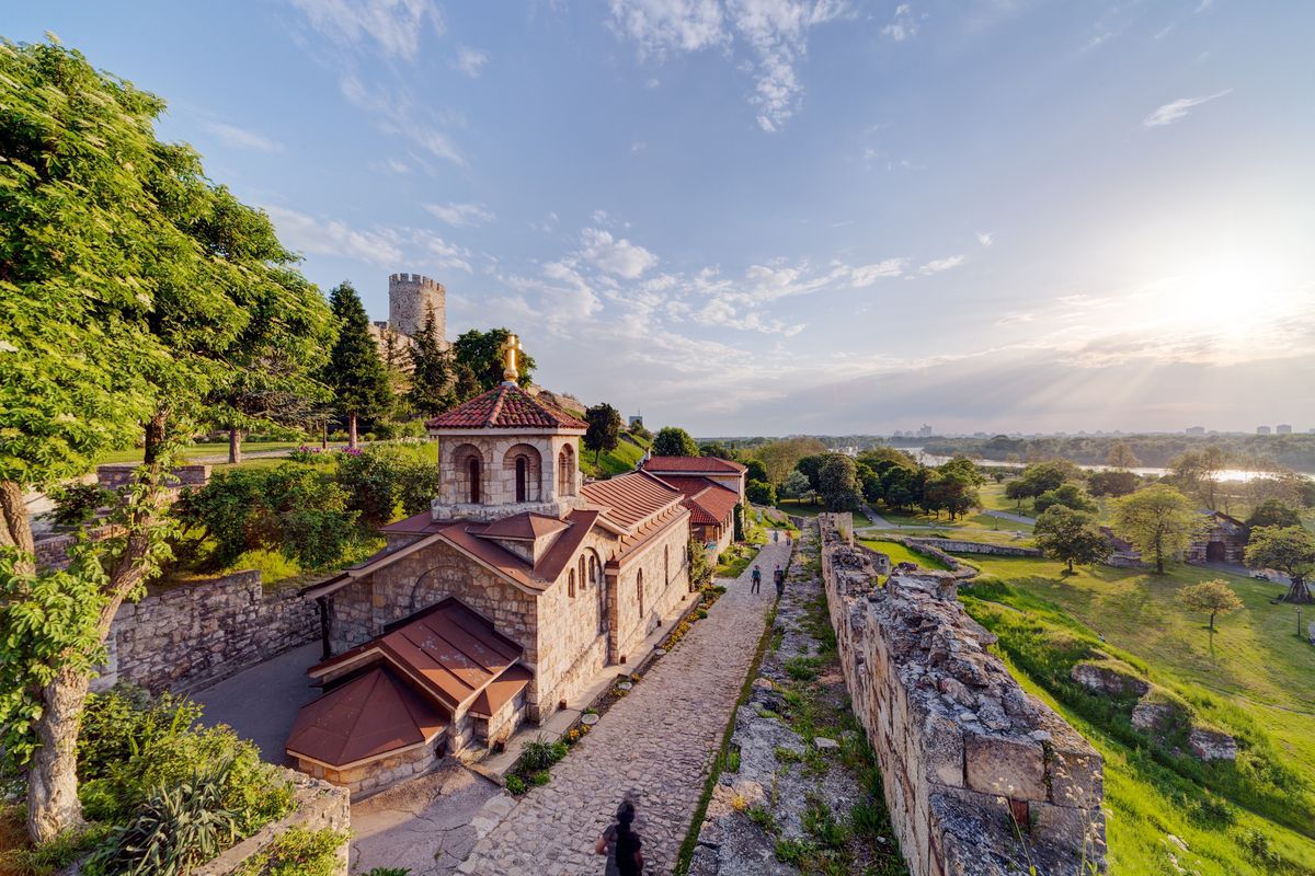 Kalemegdan – fortyfikacje w Belgradzie wybudowane za czasów celtyckich, a następnie za czasów rzymskich znane pod nazwą Singidunum