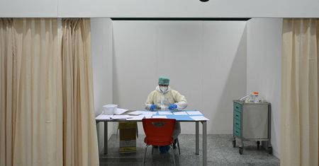 Włochy wracają do obostrzeń. Na razie obowiązkowe testowanie