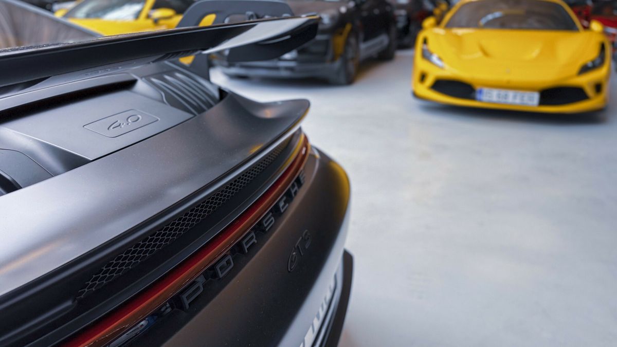 CBŚP rozbiło międzynarodowy gang. Handlowali luksusowymi autami. Zdj. ilustracyjne