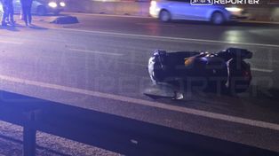 Warszawa: Dzik biegał po trasie S8. Zderzył się z motocyklistą