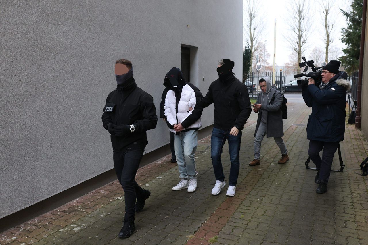 Słupsk: Podejrzany o brutalne zabójstwo doprowadzony do prokuratury