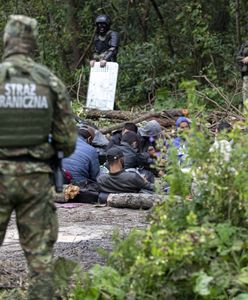 Usnarz Górny: Białoruś zwleka z decyzją ws. pomocy humanitarnej. Migranci bez jedzenia i picia