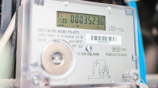"Sprawdźcie dobrze rachunki za prąd". Ostrzega: firmy stosują trik