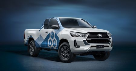 Powstanie Toyota Hilux na wodór. Dostanie napęd z Miraia