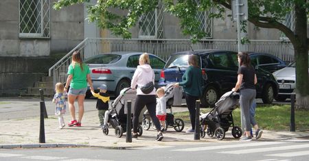 Beneficjenci 500 plus mogą kupować specjalne obligacje. Ale mało kto z nich korzysta