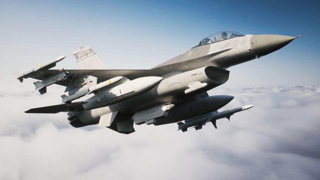 Głównym atutem myśliwców F-16 jest możliwość korzystania z zachodniego uzbrojenia