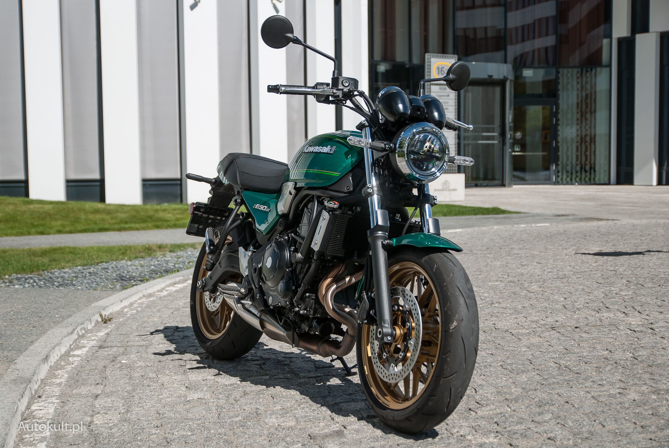 Kawasaki Z650RS
