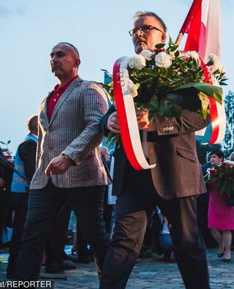 Kolejny polityk PiS ZNĘCAŁ SIĘ NAD ŻONĄ! "Zrobił ze mnie chorą psychicznie. SZARPAŁ, POPYCHAŁ, WYZYWAŁ i straszył szpitalem"