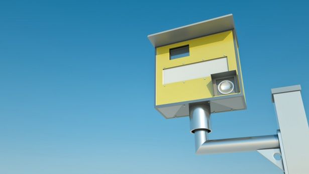 Wbrew pozorom to nie jest fotoradar 1