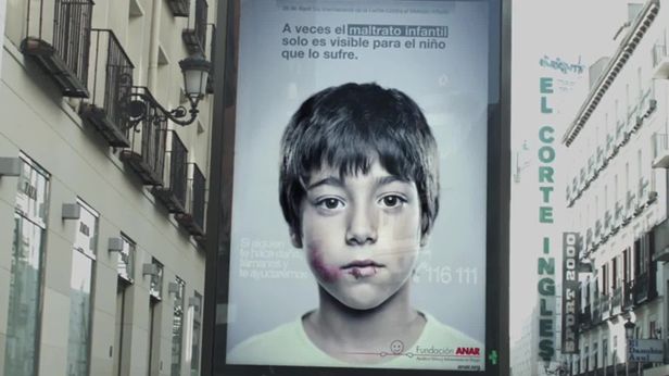 Druk soczewkowy na ratunek bitym dzieciom? Oto reklama, której dorośli nie zobaczą 1