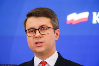 Polski Ład. Polacy piszą o zaniżonych pensjach. Rzecznik rządu chwali się paskami emerytów