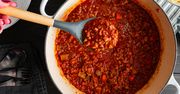 130-letni przepis na sos bolognese, który podbija serca smakoszy. Ten składnik to strzał w dziesiątkę
