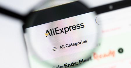 Podróbki, niebezpieczne zabawki i kosmetyki. Ogromna kara dla AliExpress