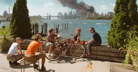 Historia kontrowersyjnej fotografii Thomasa Hoepkera, która stała się symbolem 9/11