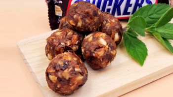 Kulki, które wyglądają niepozornie, a smakują jak popularny baton