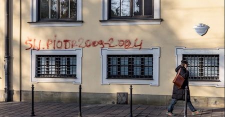 Podpalił się pod kurią. Znamy szczegóły sprawy