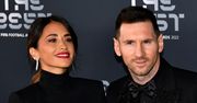 Żona Leo Messiego w dopasowanej sukni z rozcięciem bryluje na gali u boku męża. Zrobiła wrażenie? (ZDJĘCIA)