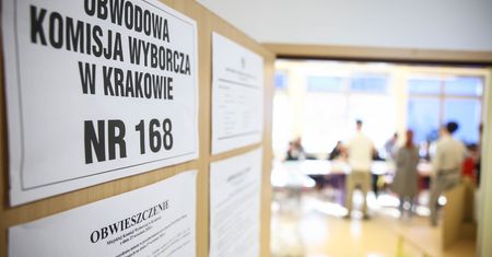 Wybory w Krakowie. Policja bada incydent