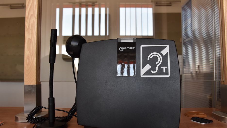 Wodzisław Śląski. W budynku urzędu miasta zainstalowano pętlę indukcyjną. 